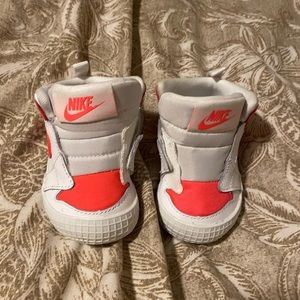 jordan aj 1 crib bootie